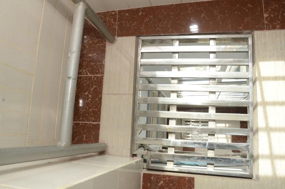 מנדלאי Hotel Nylon מראה חיצוני תמונה