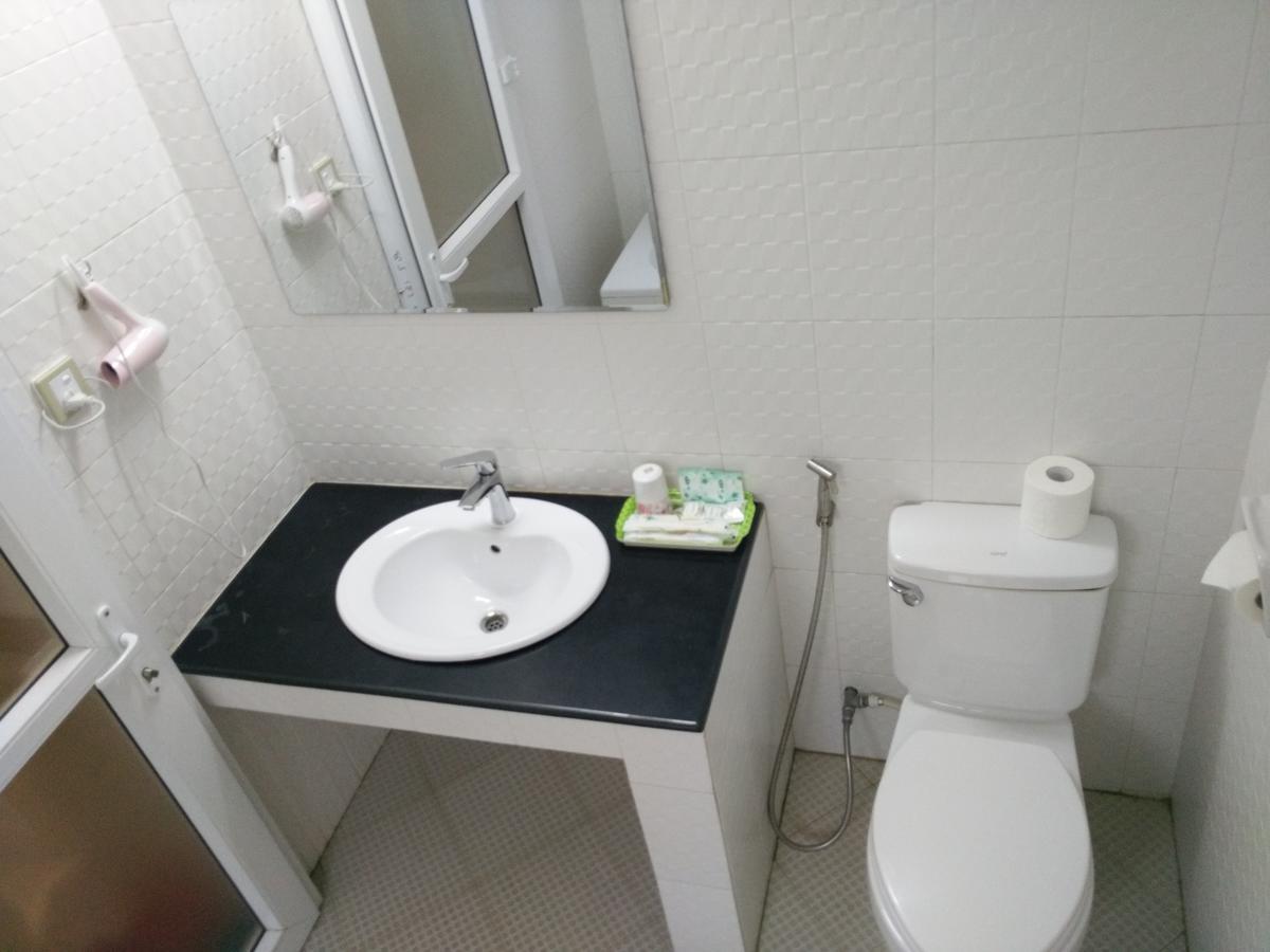 מנדלאי Hotel Nylon מראה חיצוני תמונה