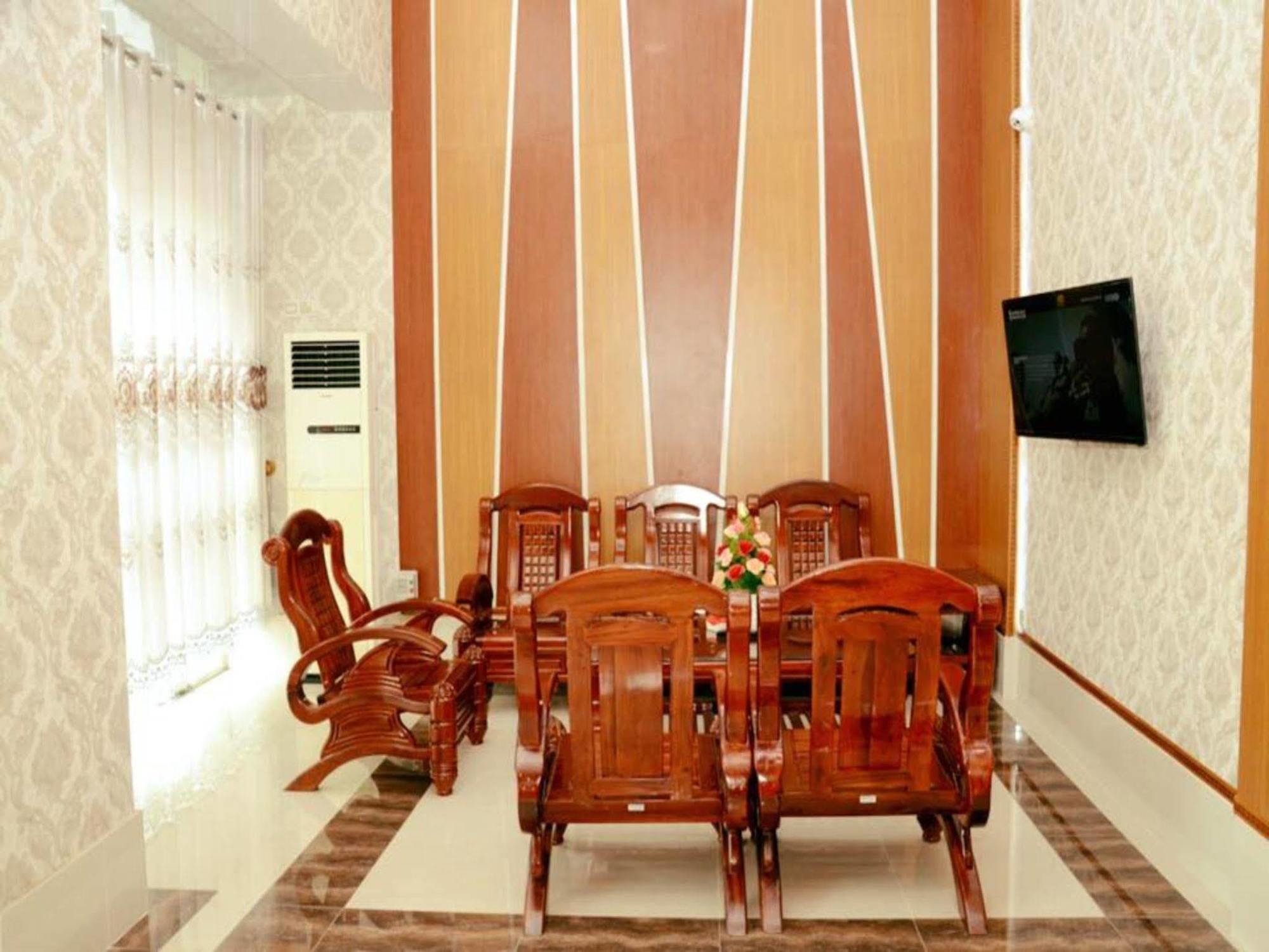 מנדלאי Hotel Nylon מראה חיצוני תמונה